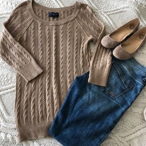 American Eagle Lightweight Cable knit Sweater